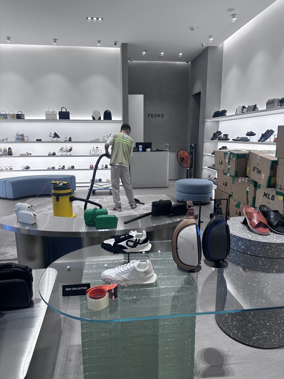 CÔNG TY  DỊCH VỤ VỆ SINH THẾ GIỚI SẠCH 